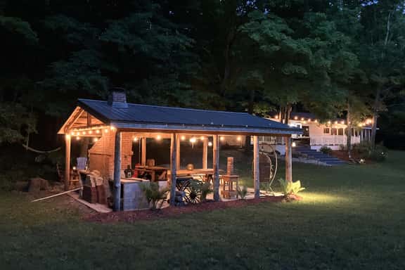 Golden Valley Retreat - Image 1