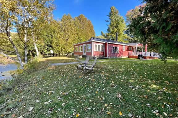 Wander Inn Retreat - Image 1